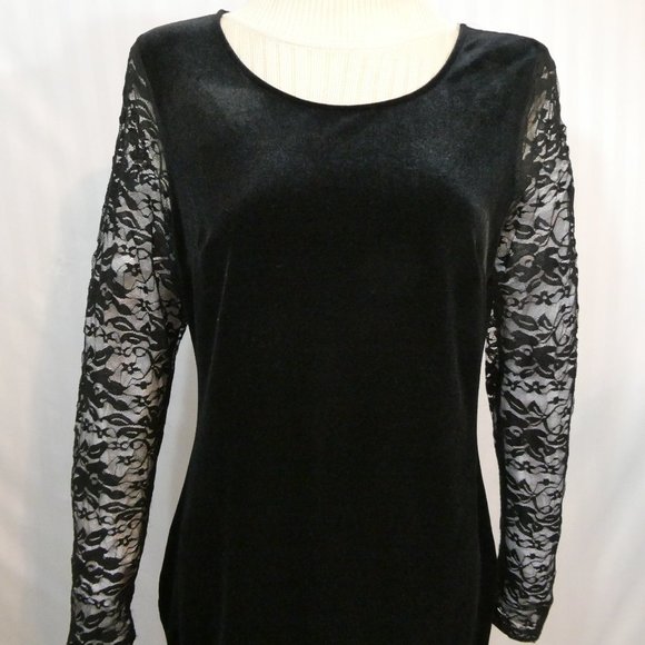Rock & Shine Flattering Velvet with Lace Top Dress - Picture 2 of 11
